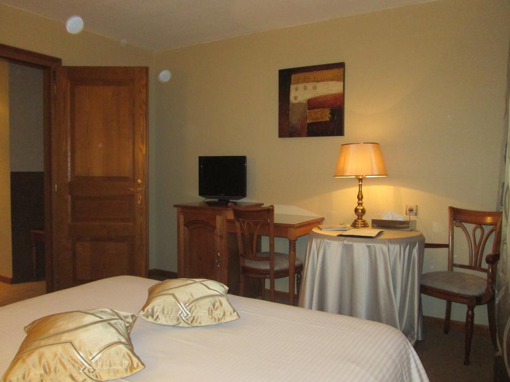 Logis Hotel Restaurant Au Boeuf Rouge Niederschaeffolsheim Екстериор снимка